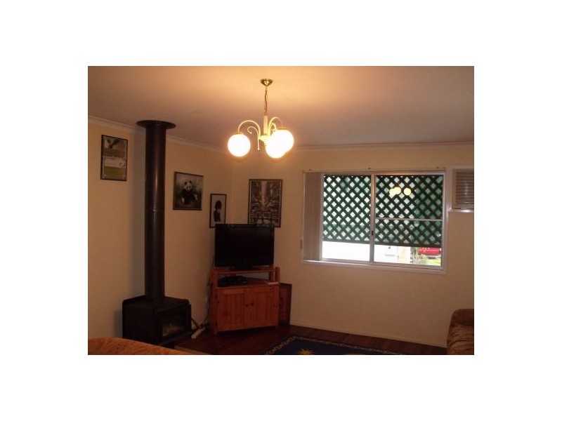 2 Gleneagles Street, Morayfield QLD 4506