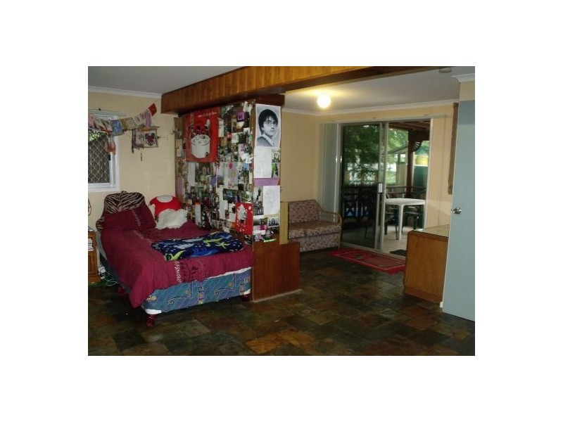 2 Gleneagles Street, Morayfield QLD 4506