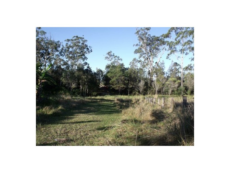 215 Smiths Road, Caboolture QLD 4510