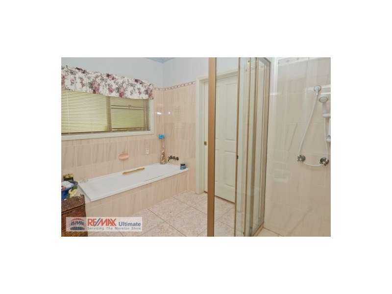 12 Shiraz Chase, Morayfield QLD 4506