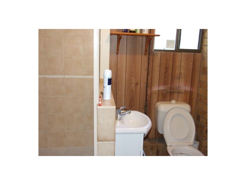 63 Folkstone Avenue, Albany Creek QLD 4035