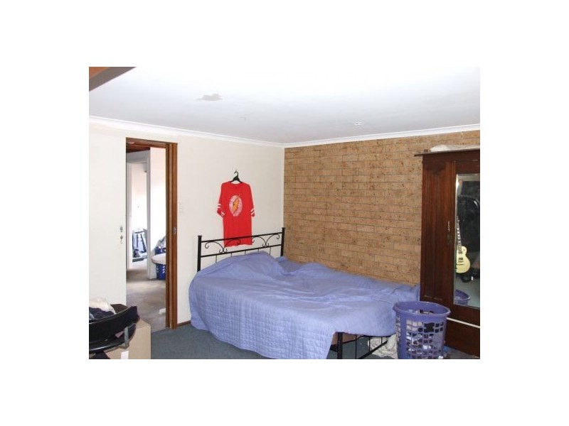 63 Folkstone Avenue, Albany Creek QLD 4035