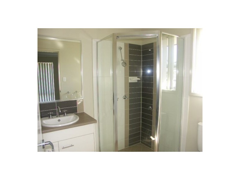 8 Redcedar Place, Morayfield QLD 4506