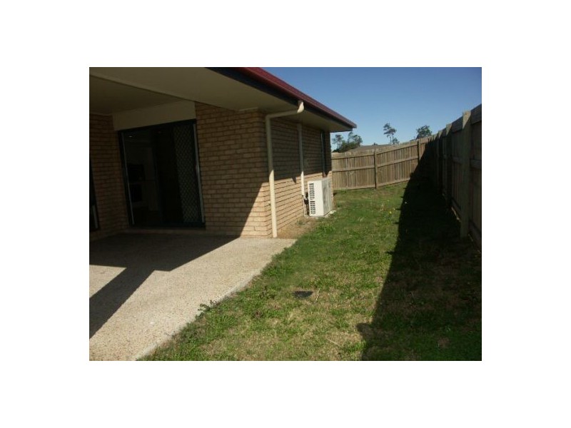 8 Redcedar Place, Morayfield QLD 4506