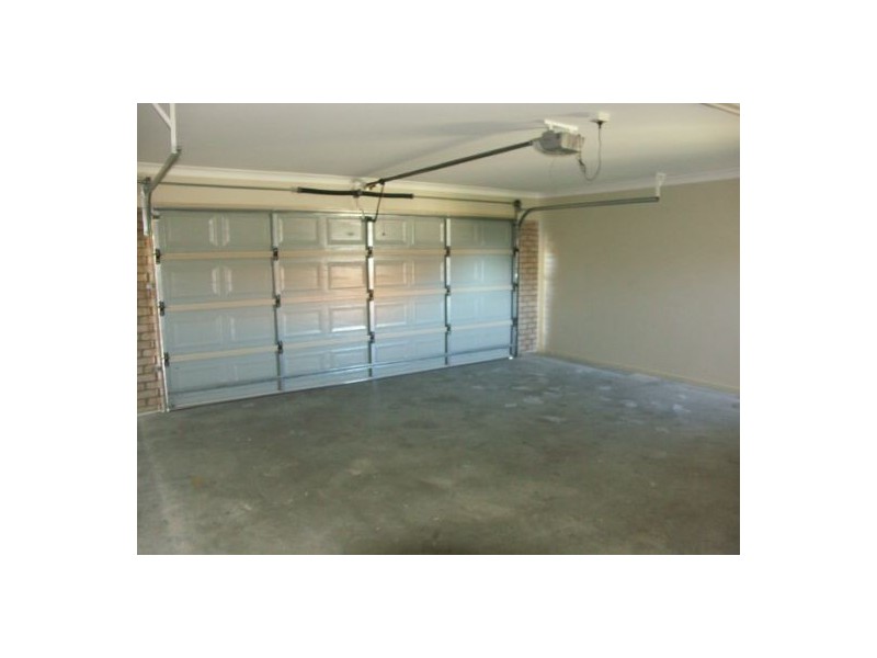 8 Redcedar Place, Morayfield QLD 4506