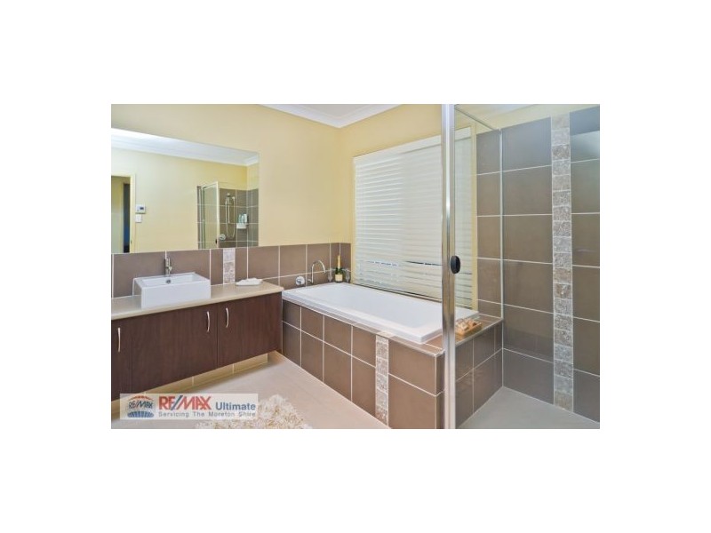 5 Hobby Court, Mango Hill QLD 4509