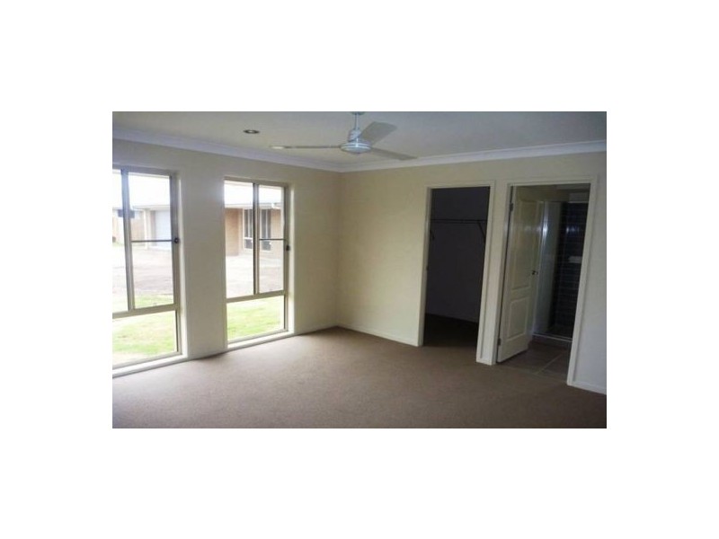 6 Kentia Court, Morayfield QLD 4506