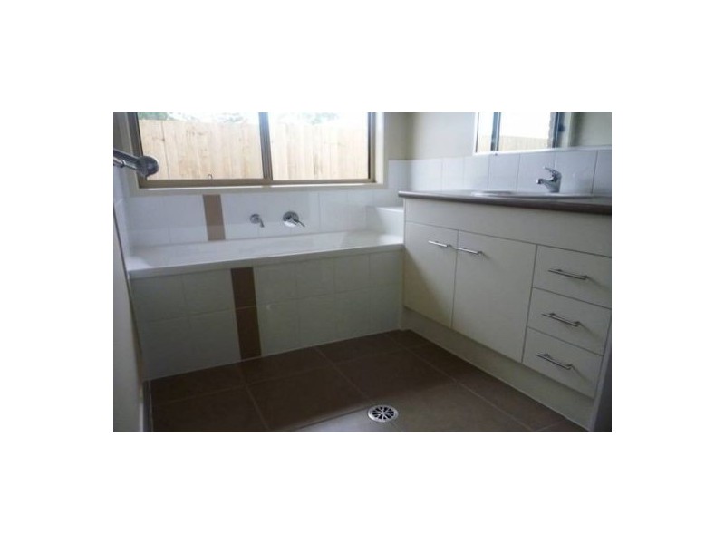 6 Kentia Court, Morayfield QLD 4506