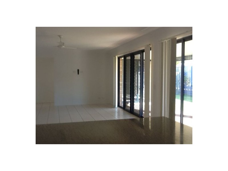4 Hind Court, Bellmere QLD 4510