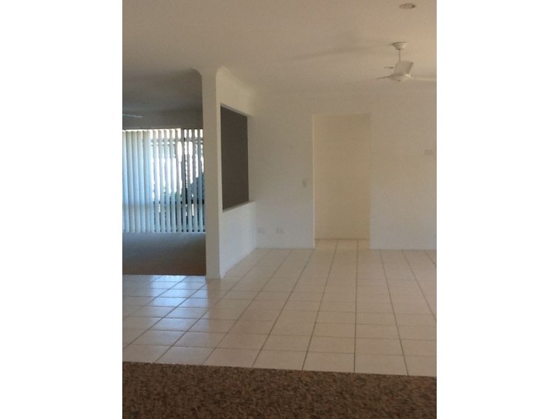 4 Hind Court, Bellmere QLD 4510