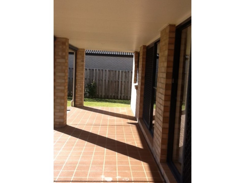 4 Hind Court, Bellmere QLD 4510
