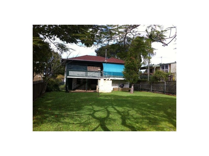 42 Hedge Street, Strathpine QLD 4500