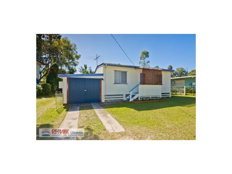 15 Amies Street, Beachmere QLD 4510