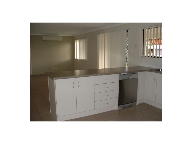 1 Sellens Ct, Ningi QLD 4511