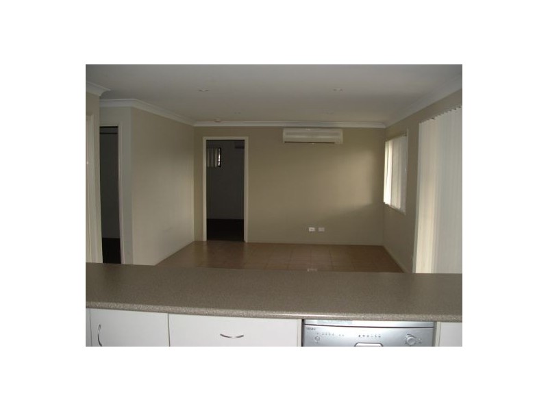 1 Sellens Ct, Ningi QLD 4511