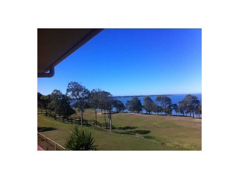 15 Clark Terrace, Sandstone Point QLD 4511