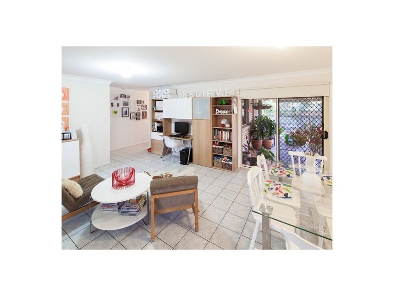 20 Wimbledon Drive, Morayfield QLD 4506