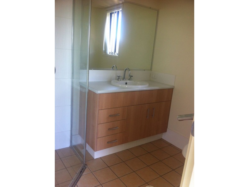 19 Eeles, Morayfield QLD 4506