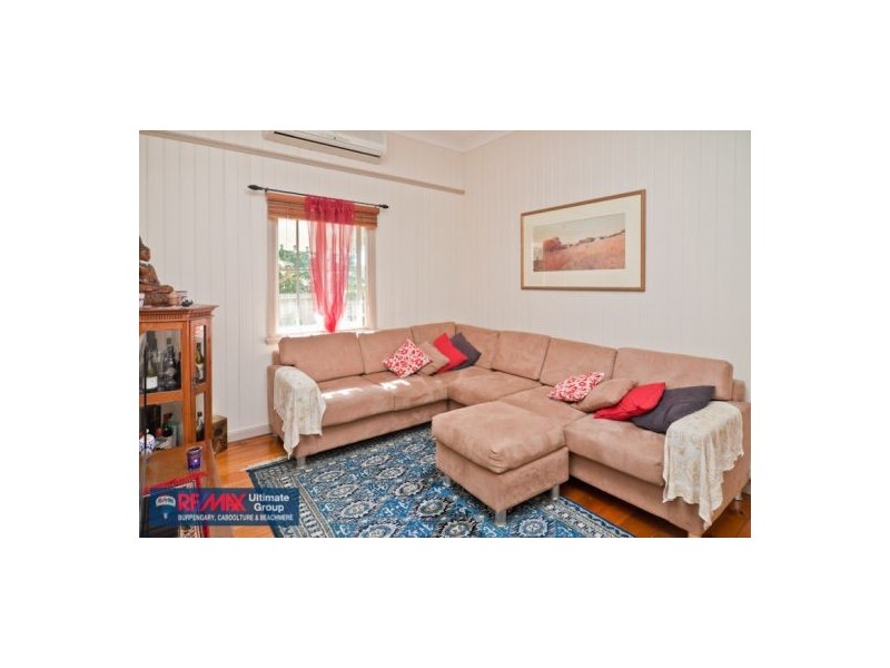 4 Moreton Terrace, Beachmere QLD 4510
