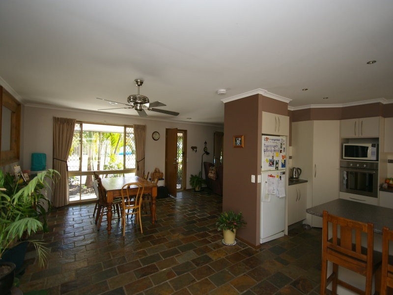 45 James Road, Beachmere QLD 4510