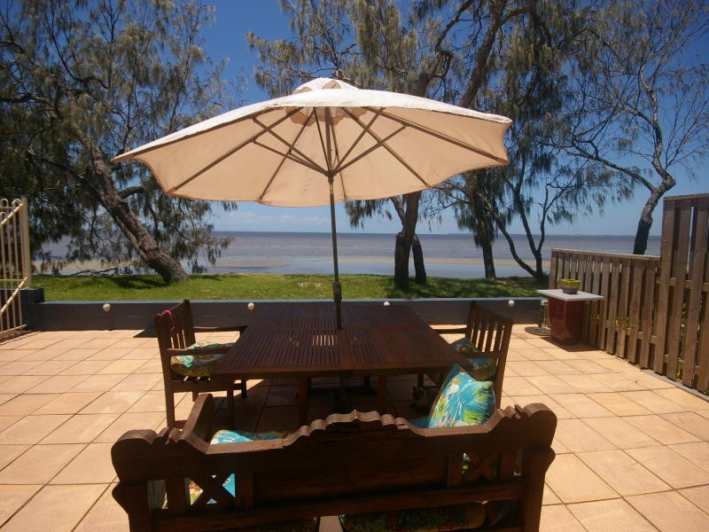 113 Biggs Ave, Beachmere QLD 4510