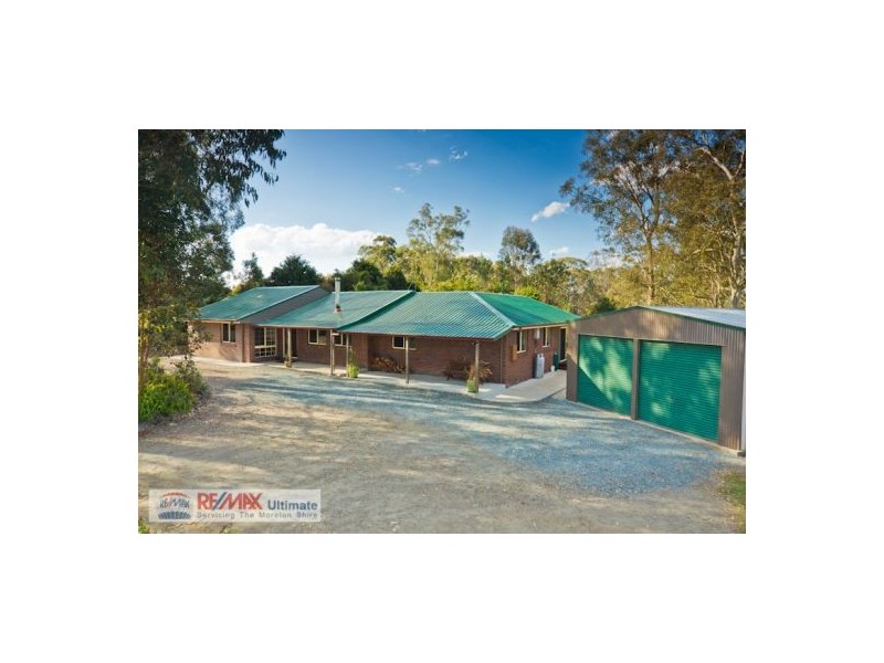 124 Hall  Rd, Elimbah QLD 4516