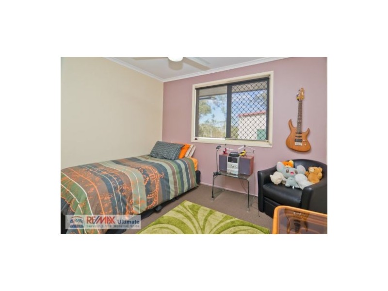 124 Hall  Rd, Elimbah QLD 4516