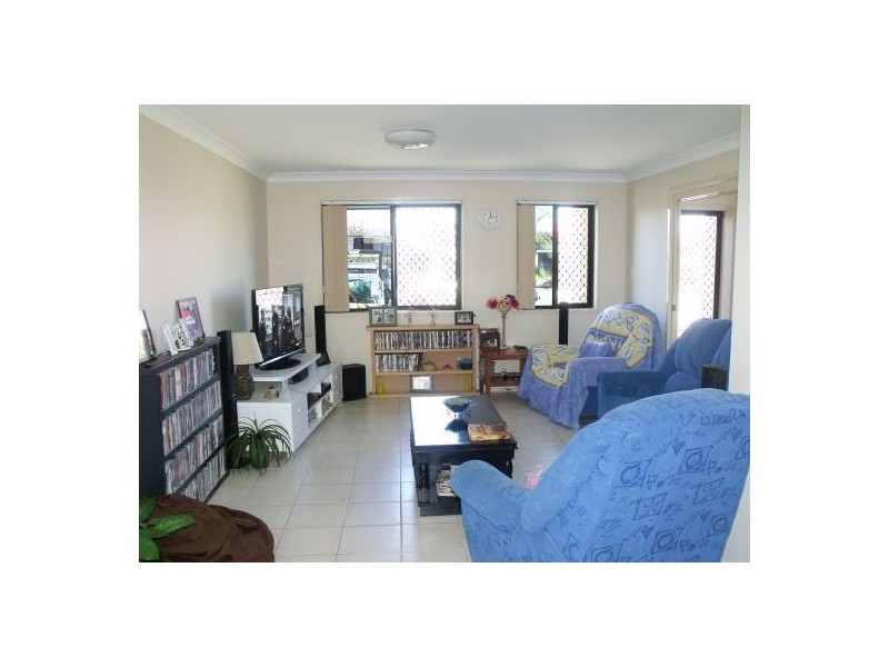 34 Columbia Drive, Beachmere QLD 4510