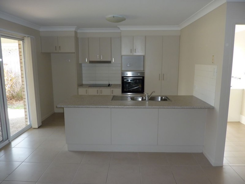 25 Seville Street, Bellmere QLD 4510