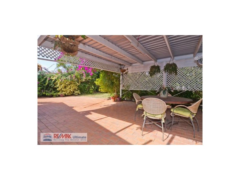 2 Lesley Avenue, Caboolture QLD 4510