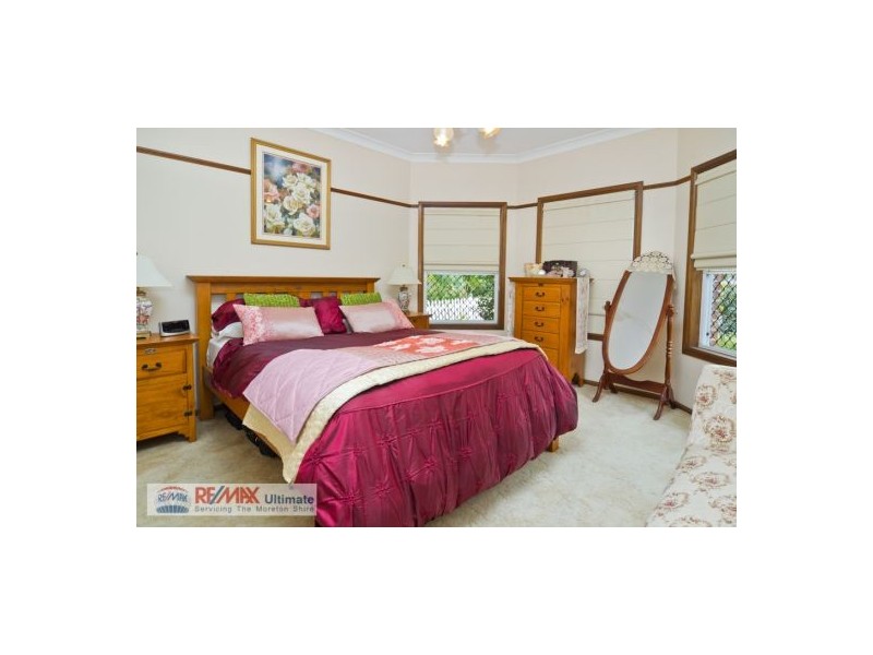 2 Lesley Avenue, Caboolture QLD 4510