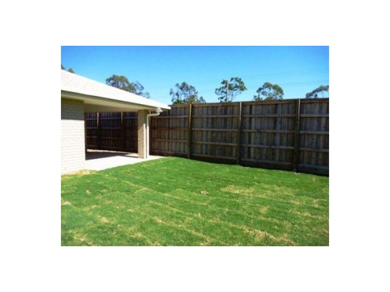 10 Mia Court, Morayfield QLD 4506