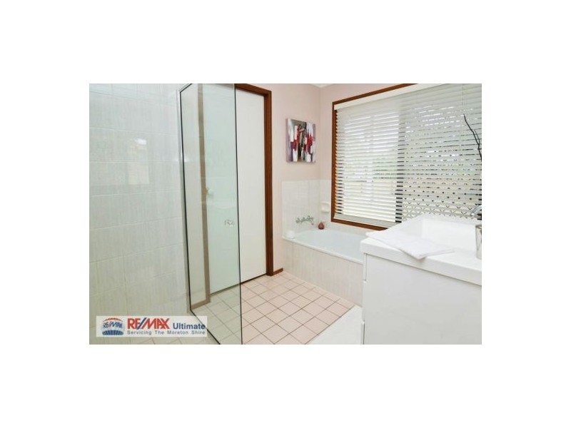 111 Creek Road, Burpengary QLD 4505