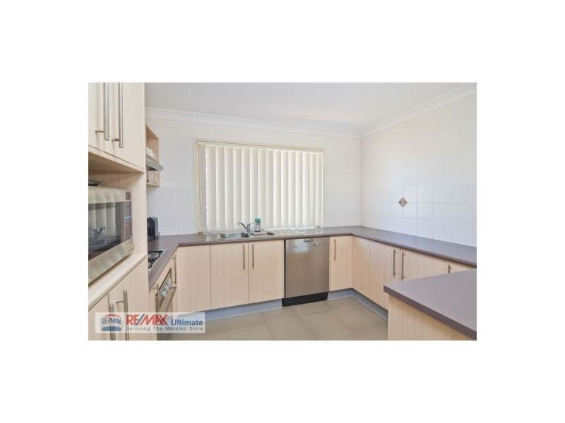 4 Abraham Close, Morayfield QLD 4506