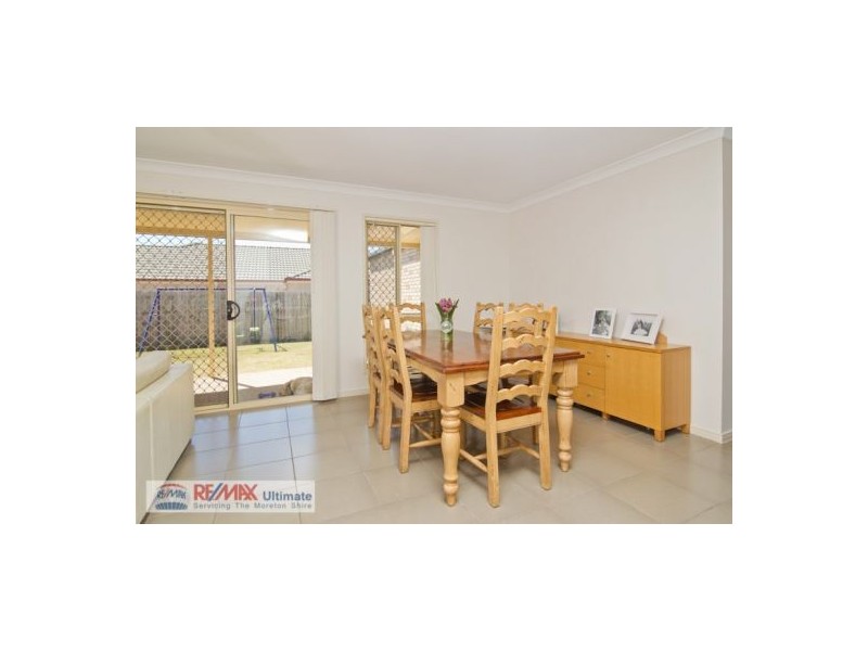 4 Abraham Close, Morayfield QLD 4506