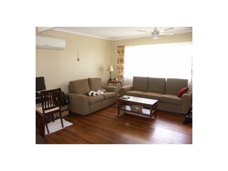 16 Beverley Way, Caboolture QLD 4510