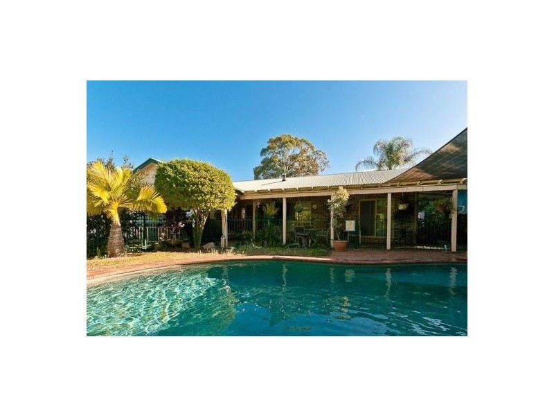 42 Laurel Drive, Burpengary QLD 4505