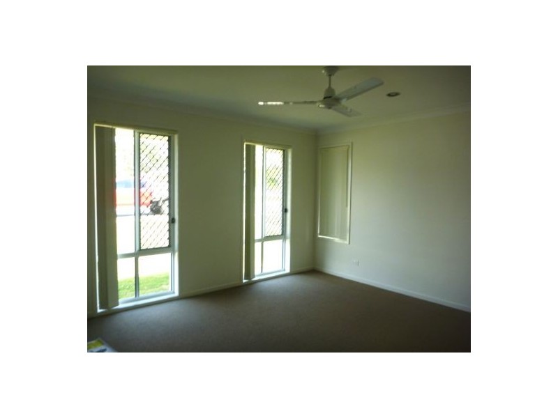 30 Bangalow Street, Morayfield QLD 4506