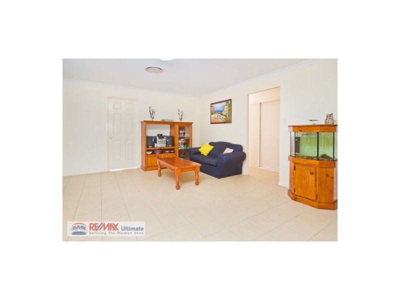 302 Nairn Rd, Morayfield QLD 4506