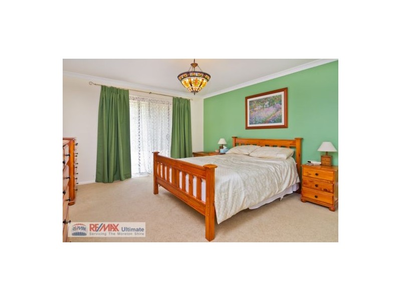 302 Nairn Rd, Morayfield QLD 4506
