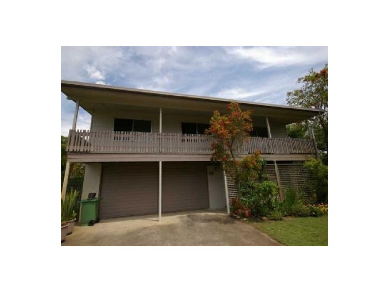 20 Sandpiper Street, Beachmere QLD 4510