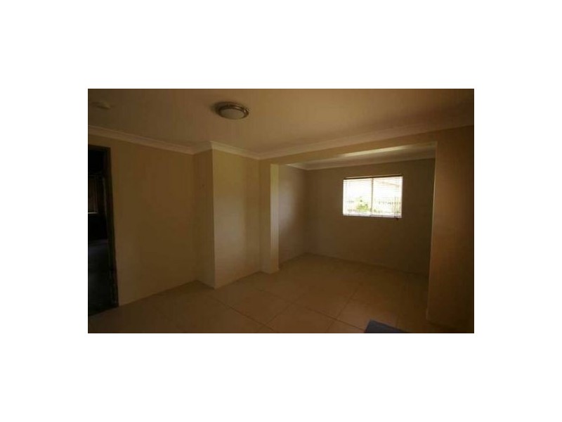 20 Sandpiper Street, Beachmere QLD 4510