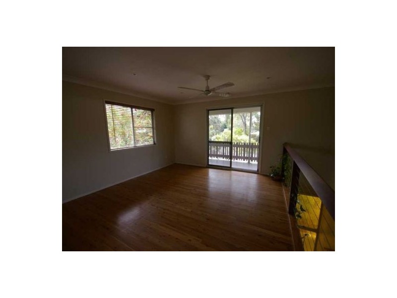 20 Sandpiper Street, Beachmere QLD 4510