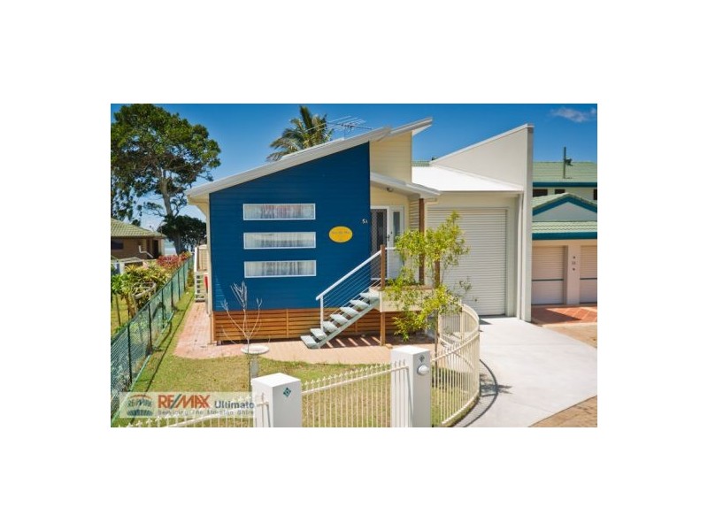 5A Biggs Avenue, Beachmere QLD 4510