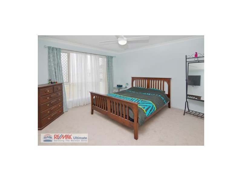 5A Biggs Avenue, Beachmere QLD 4510