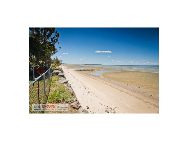 5A Biggs Avenue, Beachmere QLD 4510