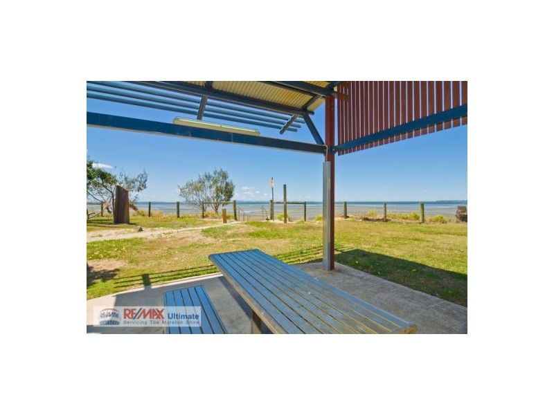 5A Biggs Avenue, Beachmere QLD 4510