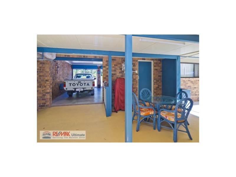 106 Bishop Road, Beachmere QLD 4510