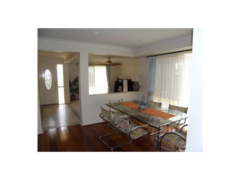 77 Summerfields  Dr, Caboolture QLD 4510