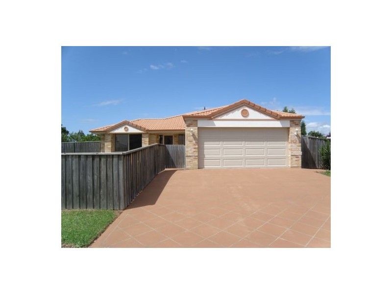 77 Summerfields  Dr, Caboolture QLD 4510